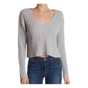 Abound Ribbed Knit Sweater Gray V-Neck Cropped Long Sleeve Drop Shoulder L